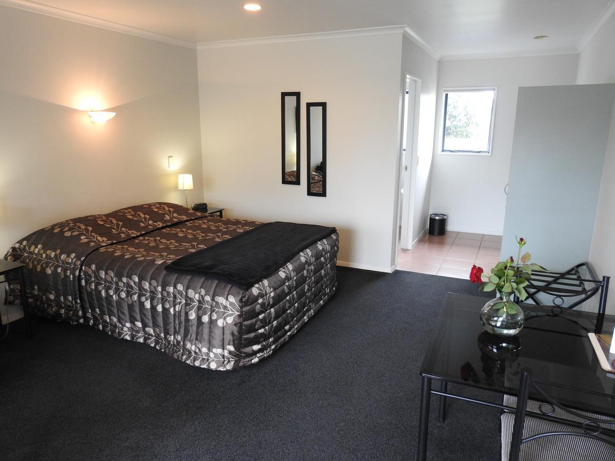 Tudor Lodge Motel Hawera Exteriér fotografie