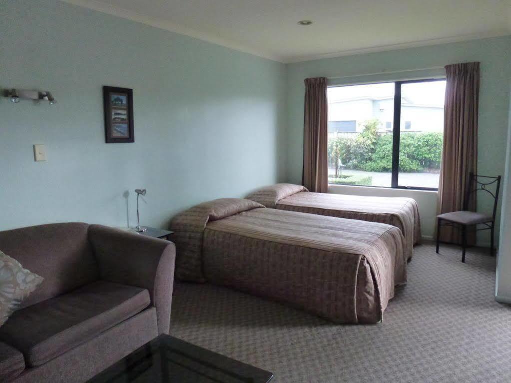 Tudor Lodge Motel Hawera Exteriér fotografie