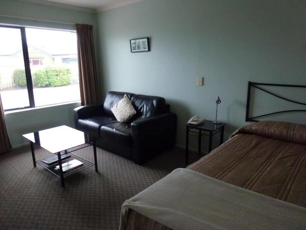 Tudor Lodge Motel Hawera Exteriér fotografie