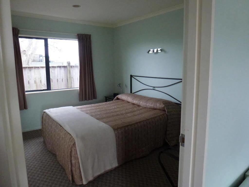 Tudor Lodge Motel Hawera Exteriér fotografie